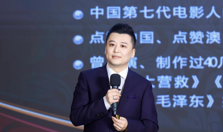 j9九游会真人游戏第一品牌“天下一品鲟龙爵”品牌盛典盛大举行开启鲟龙鱼产业新(图3)