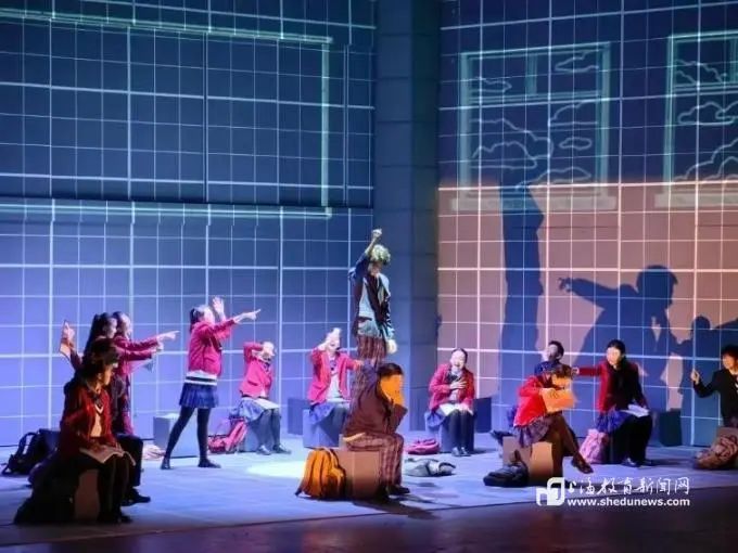 j9九游会真人游戏第一品牌打破围墙因地制宜融入日常！上海打造“育课堂” 社会主义(图4)